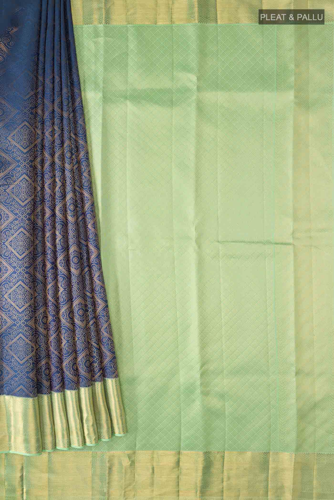 pleats pallu