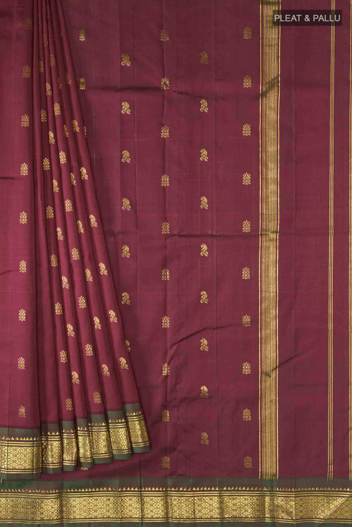 pleats pallu