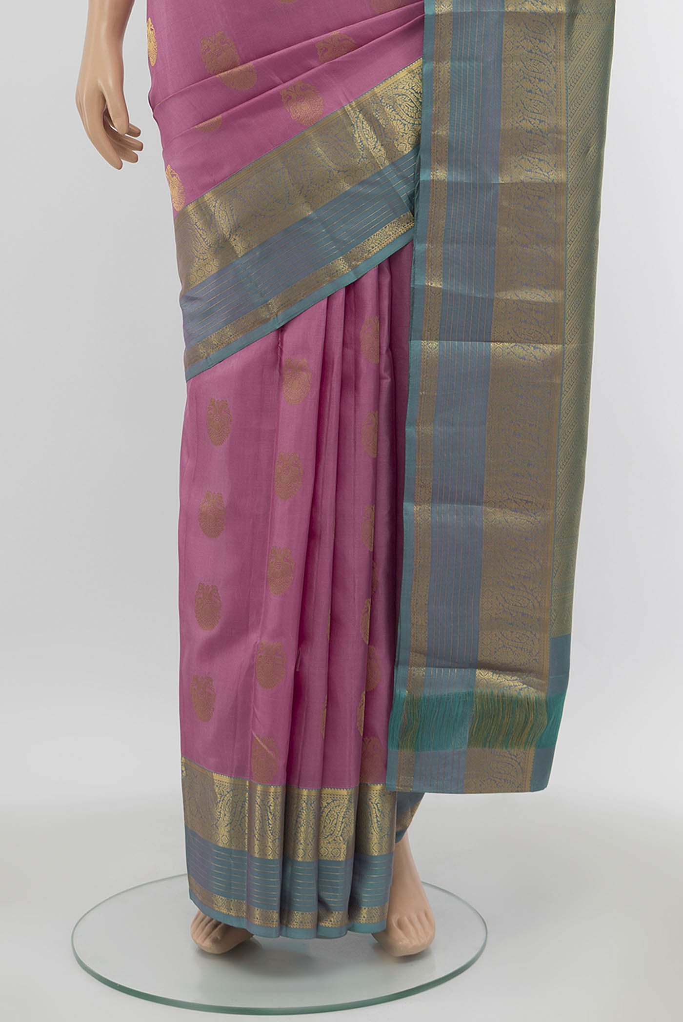 pleats pallu
