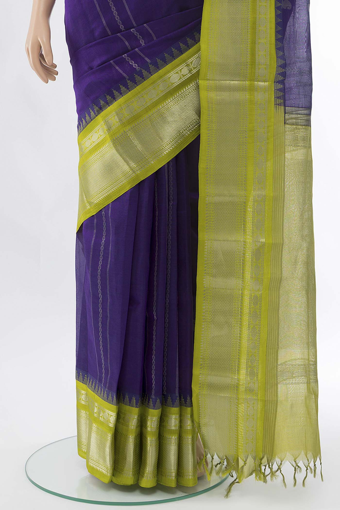 pleats pallu
