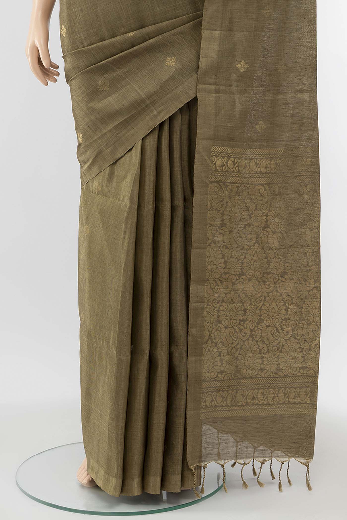 pleats pallu