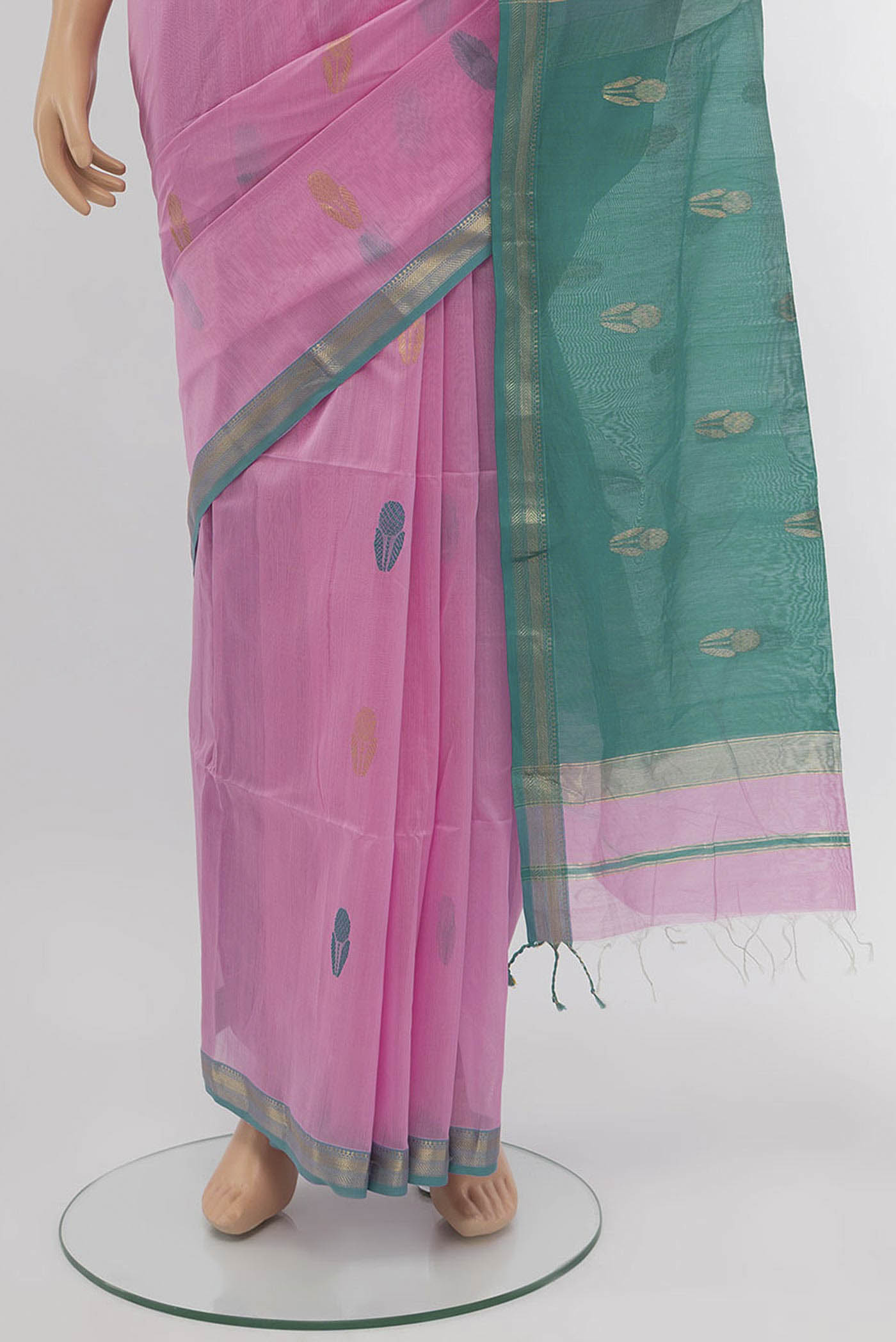 pleats pallu