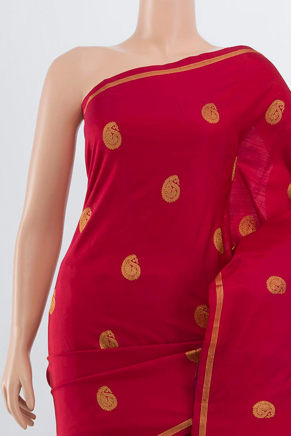 Border image of Maroon Kanchipuram Silk Saree with Zari Butta on the body and Silk Border. 