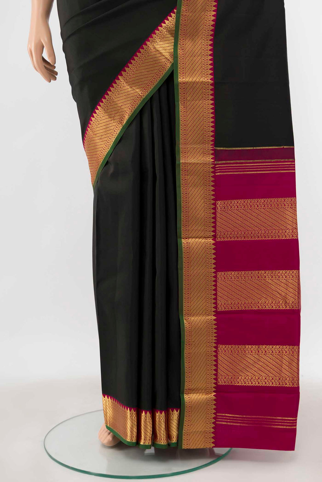 pleats pallu