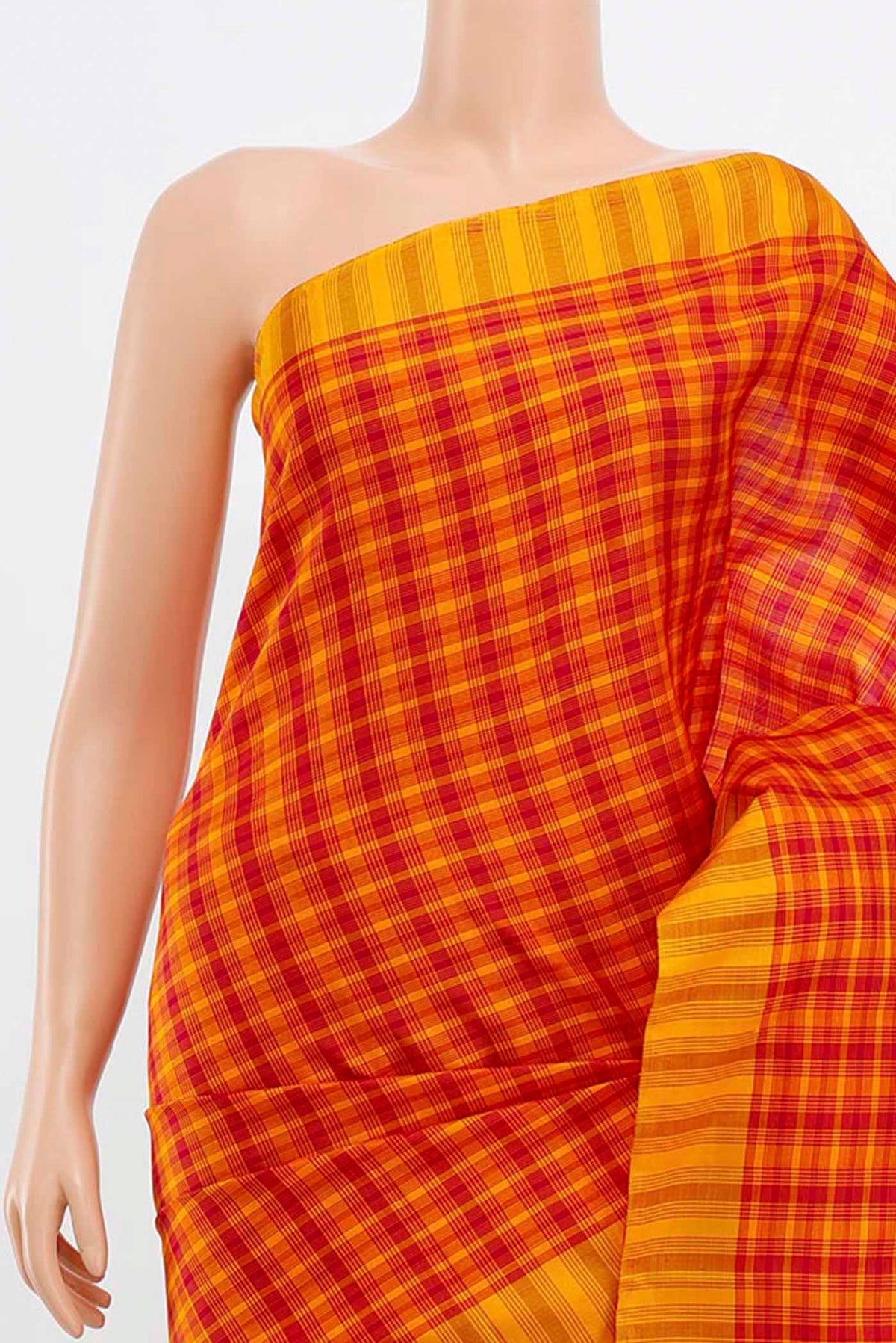 Border image of Maroon Kanchipuram Silk Saree with Zari Butta on the body and Silk Border. 