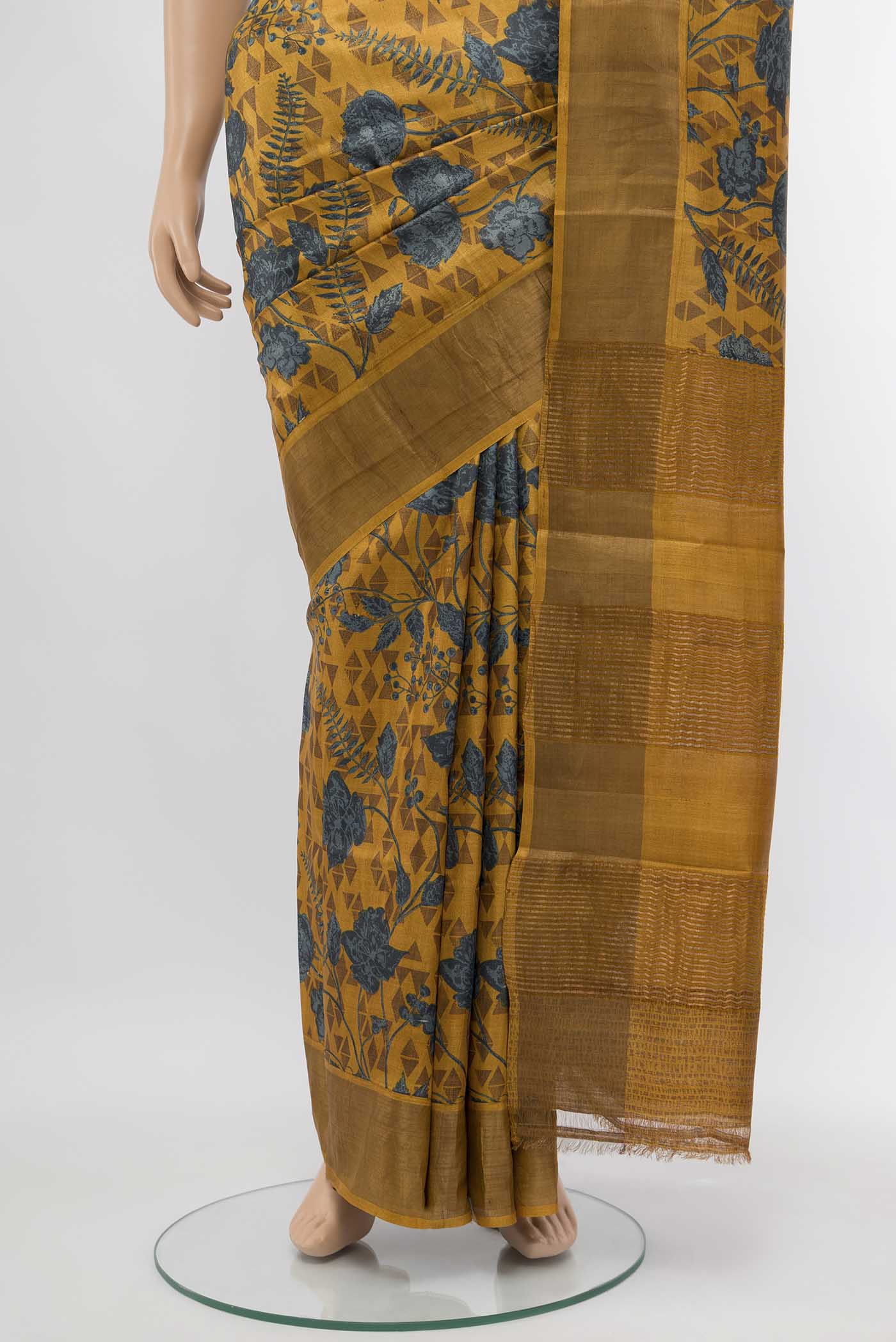pleats pallu