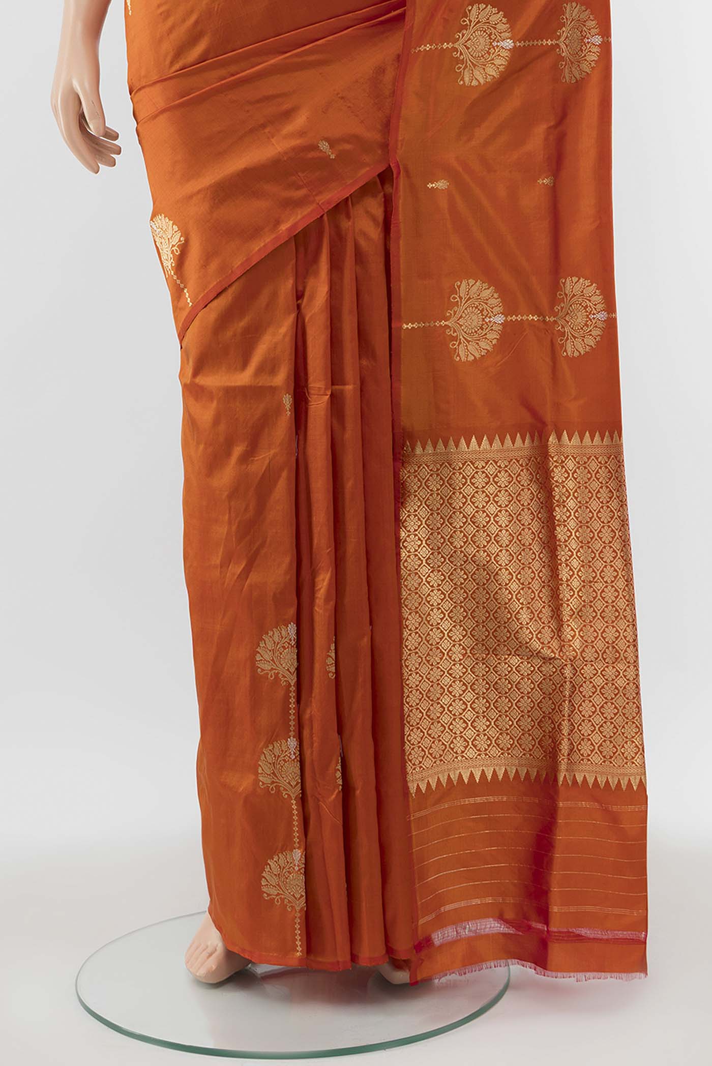 pleats pallu