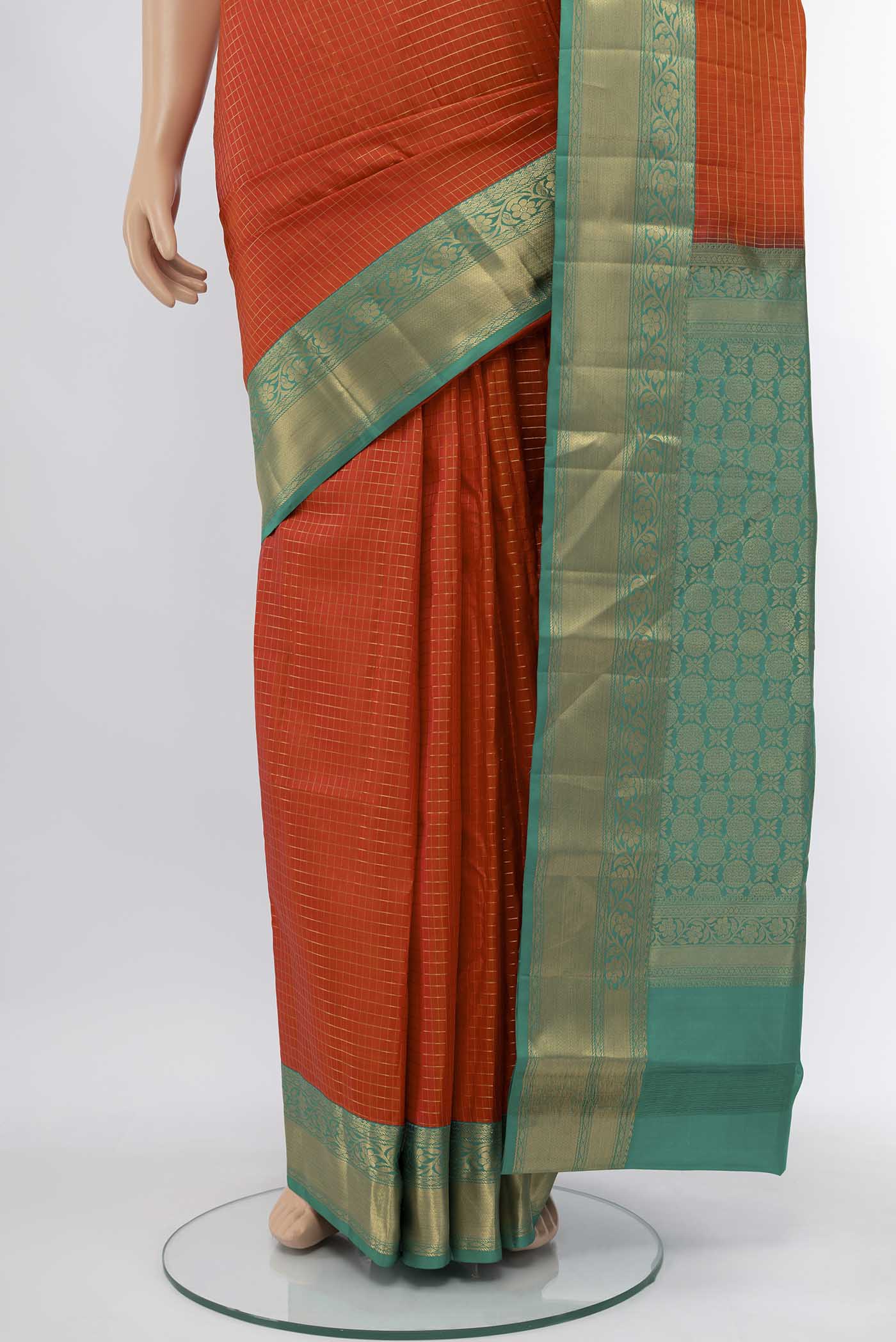 pleats pallu