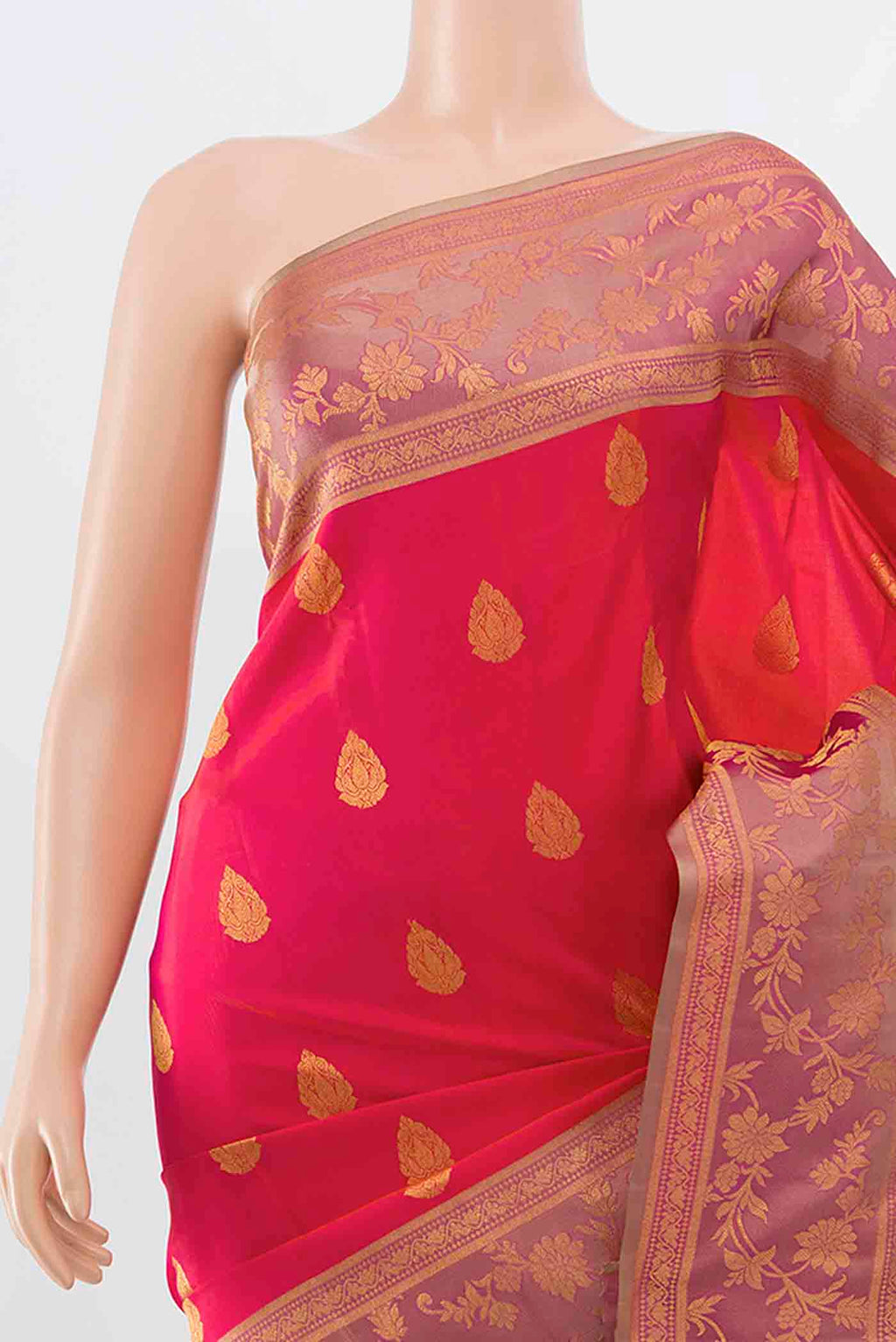 Border image of Imperial Pink Kanchipuram Silk Saree with Zari Butta on the body and Silk Border