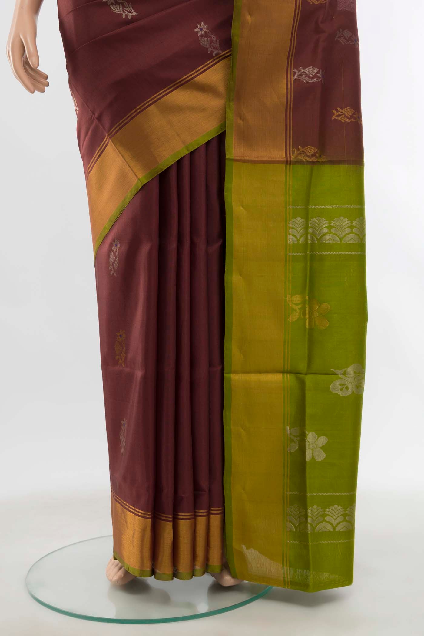 pleats pallu