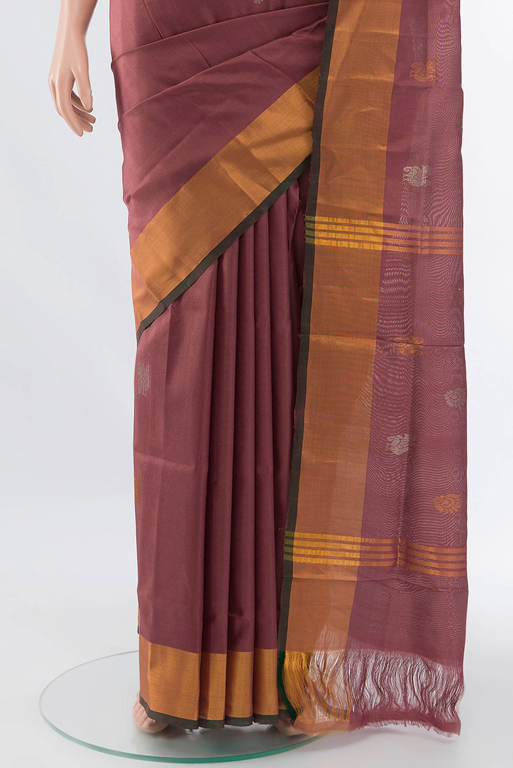 pleats pallu