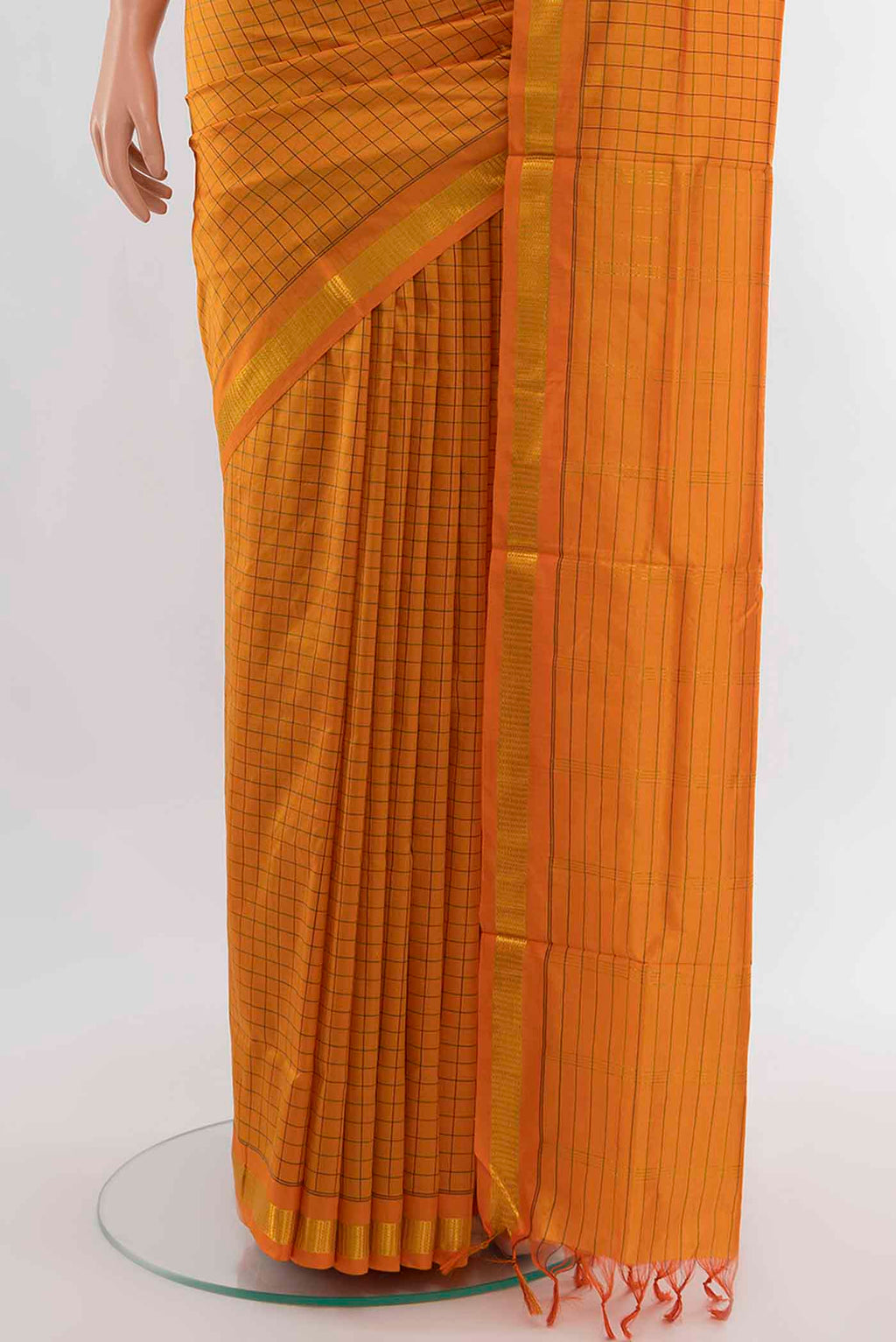 pleats pallu