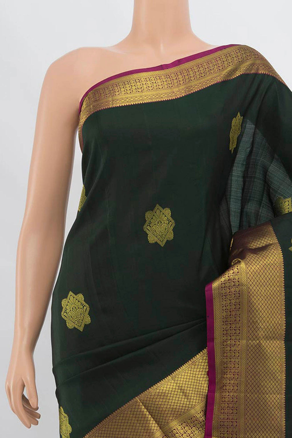 Border image of Green Kanchipuram Silk Saree with Zari Butta on the body and Silk Border. 