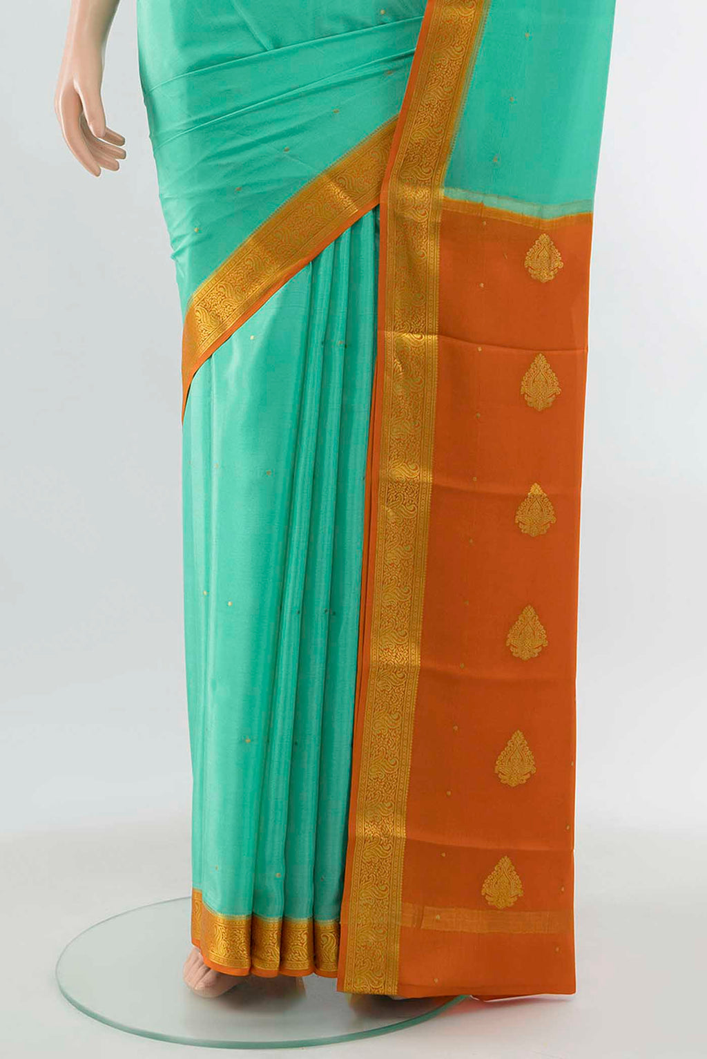 pleats pallu