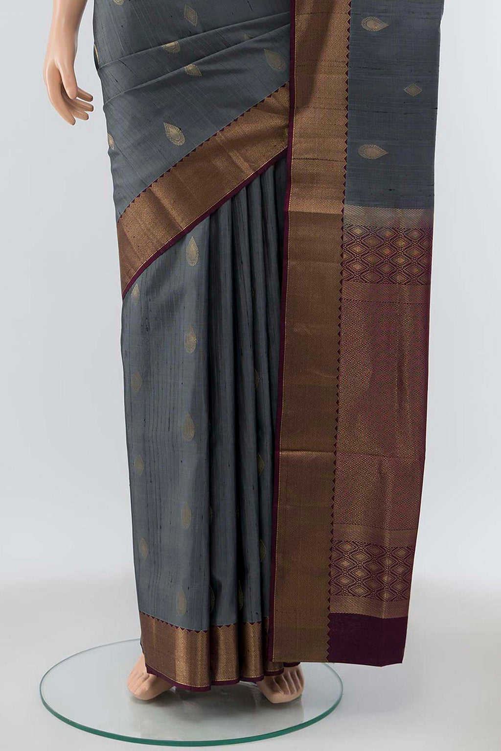 pleats pallu