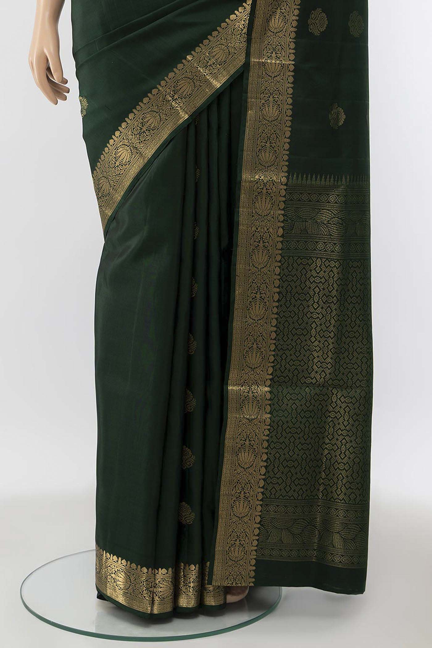 pleats pallu