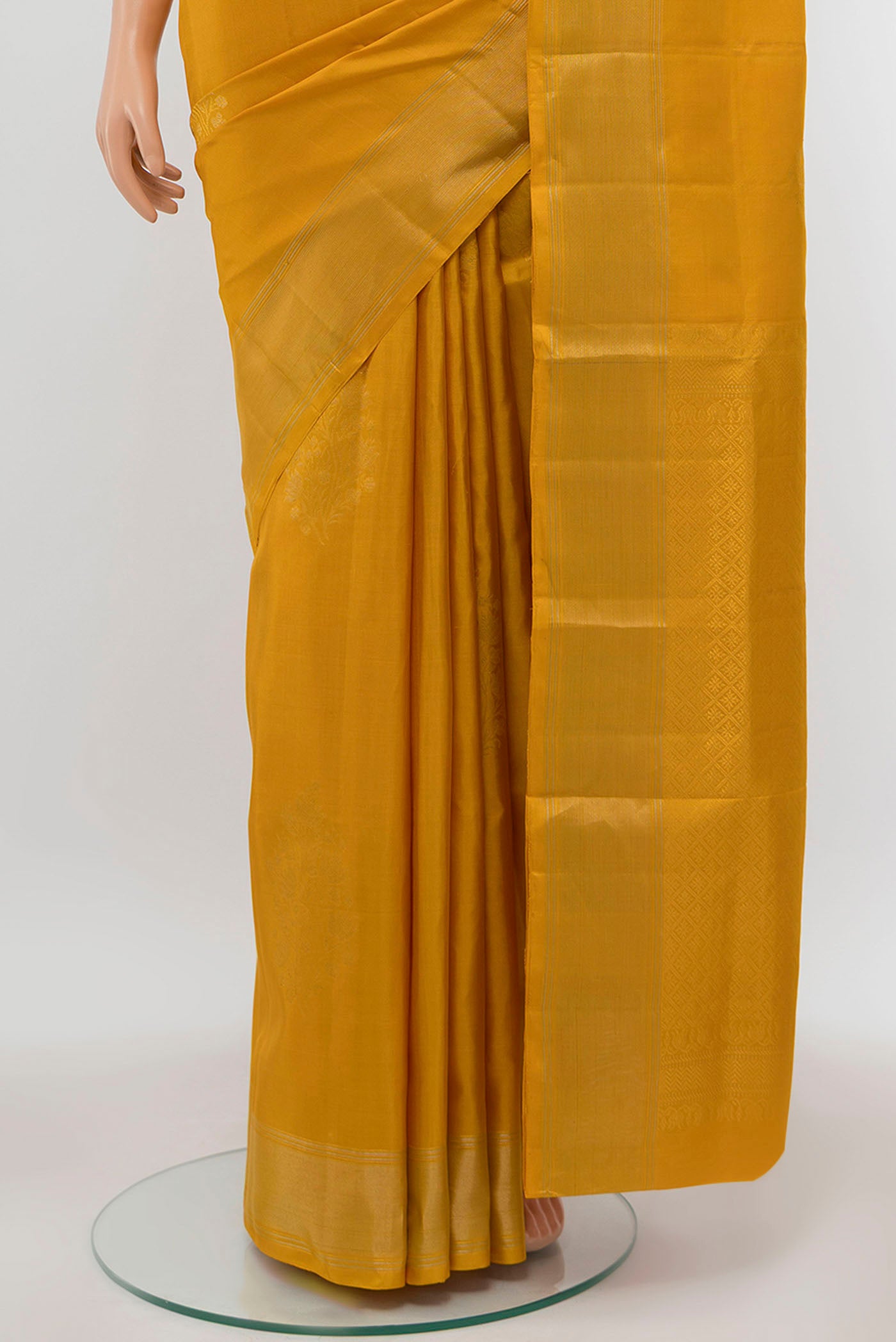 pleats pallu