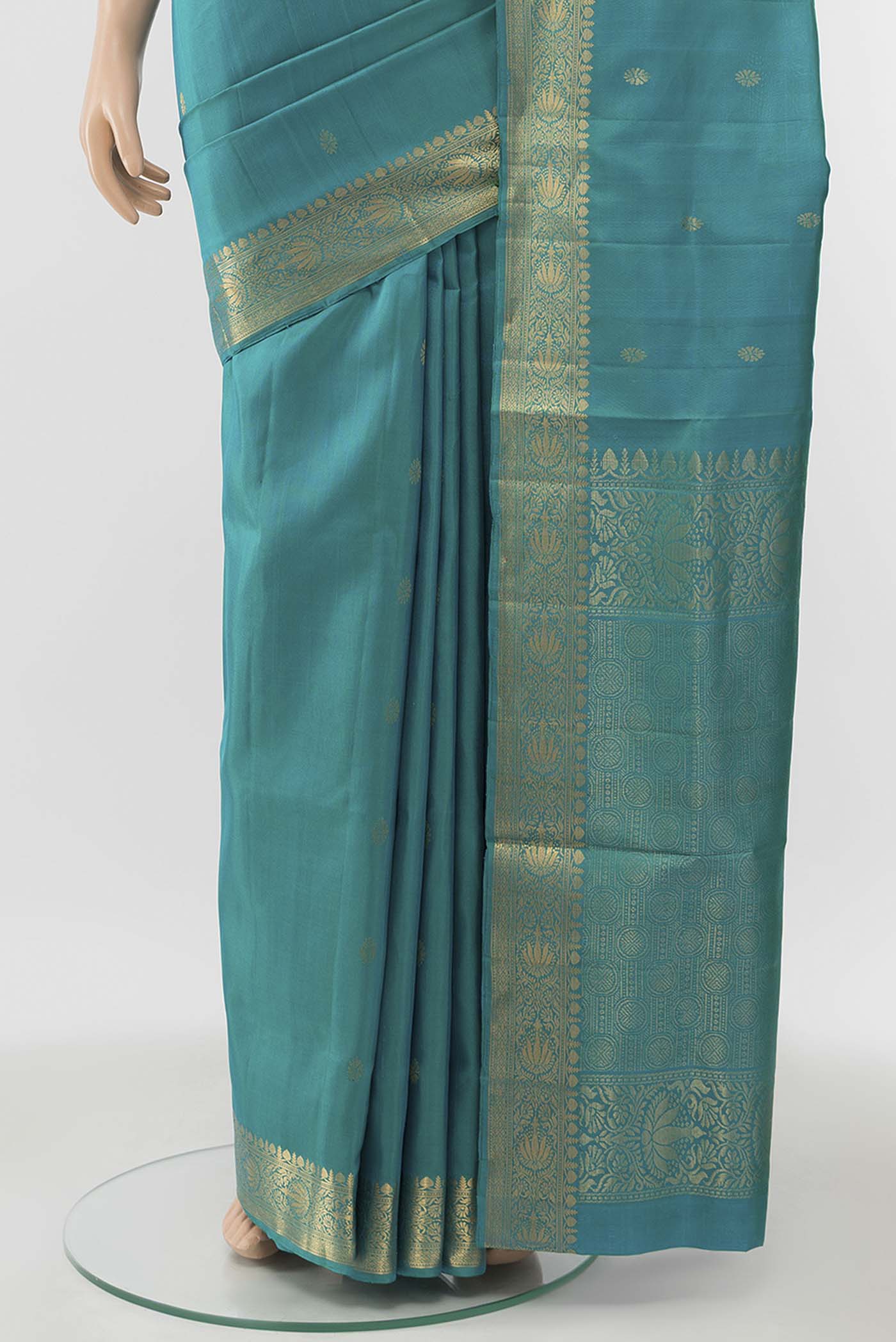pleats pallu