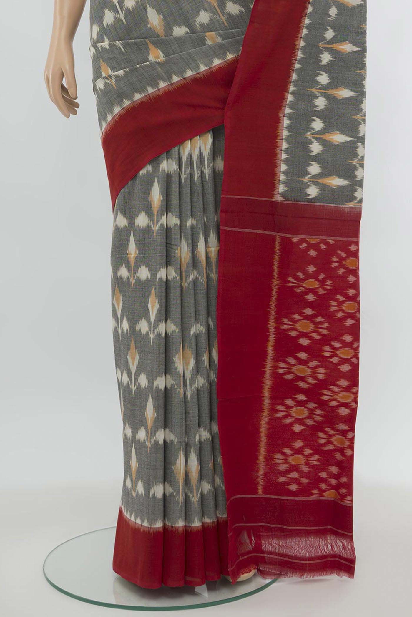 Pleats and pallu of Multi Color Pochampally Cotton Saree with Checked design on the body and Checks Border. 