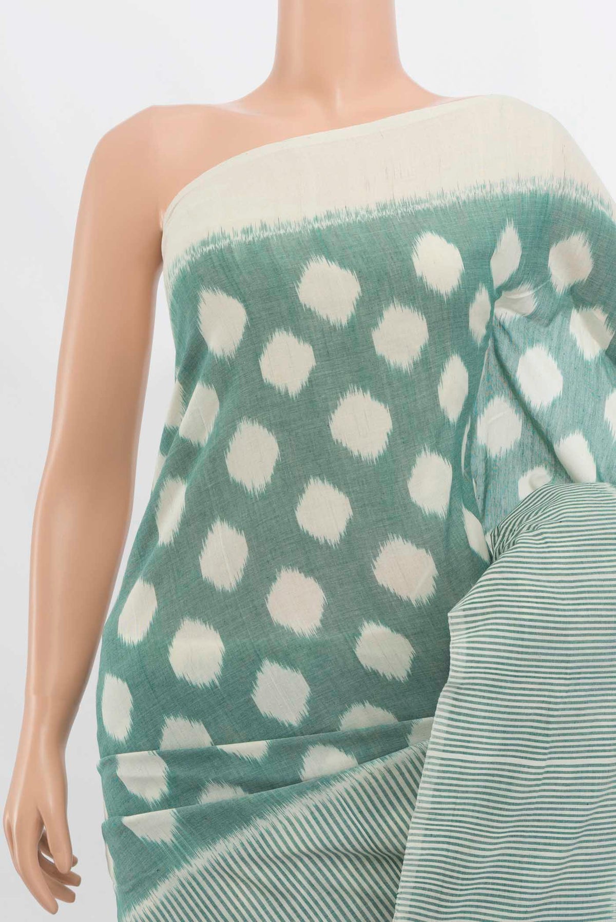 Border image of Cream Pochampally Cotton Saree with Ikat Print on the body and Ikat Border. 