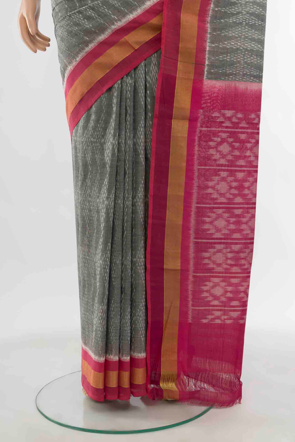 pleats pallu