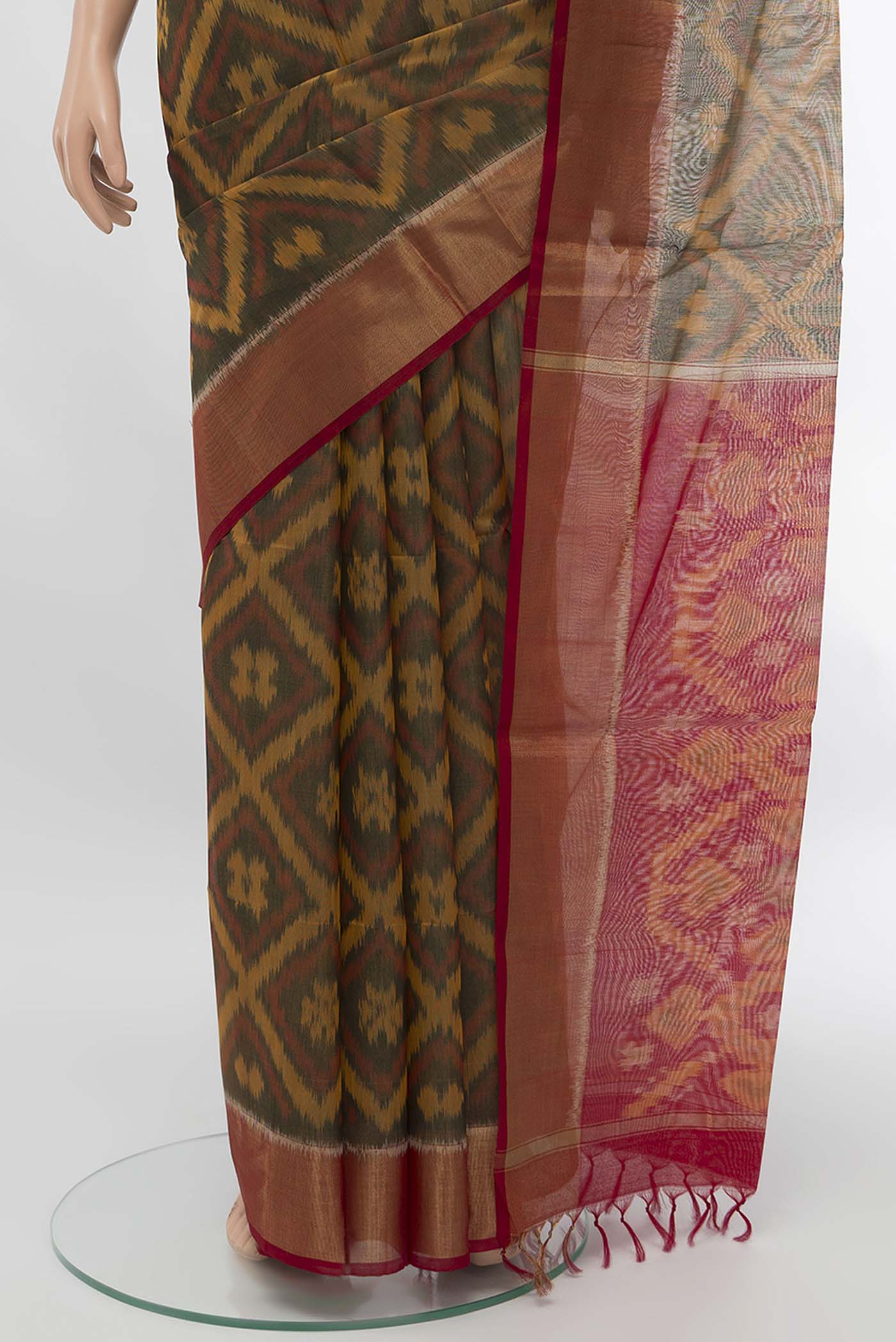 pleats pallu