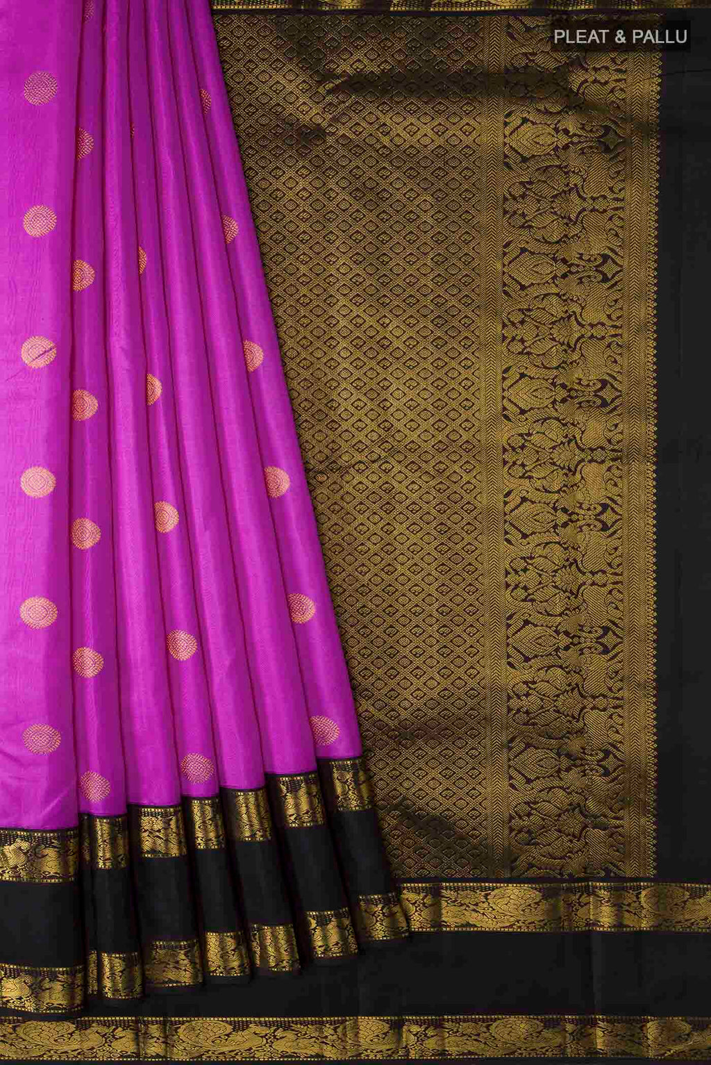 pleats pallu