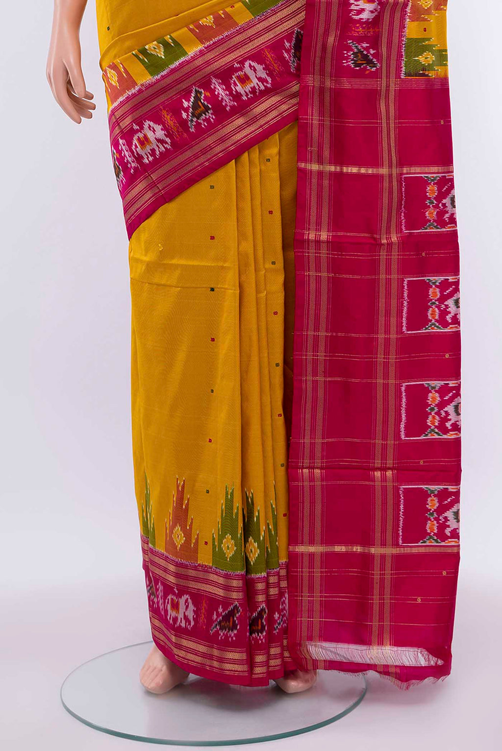 pleats pallu