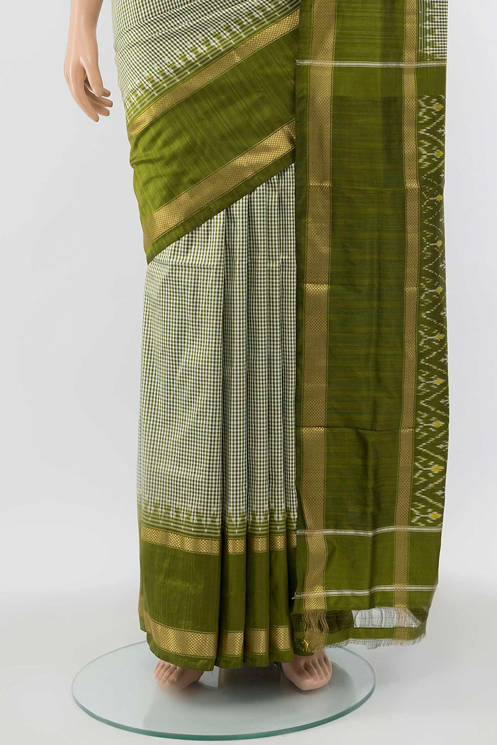 pleats pallu