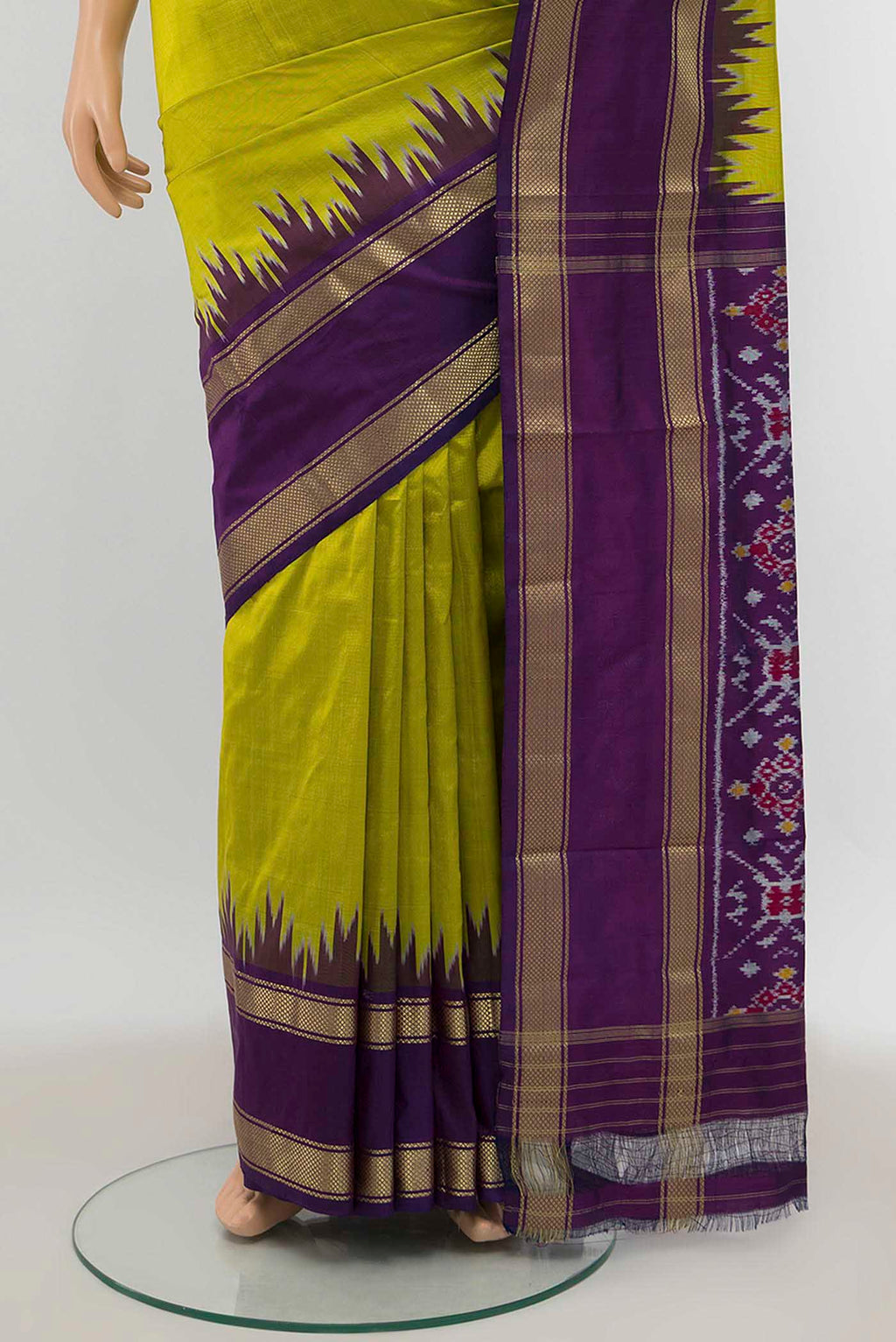 pleats pallu