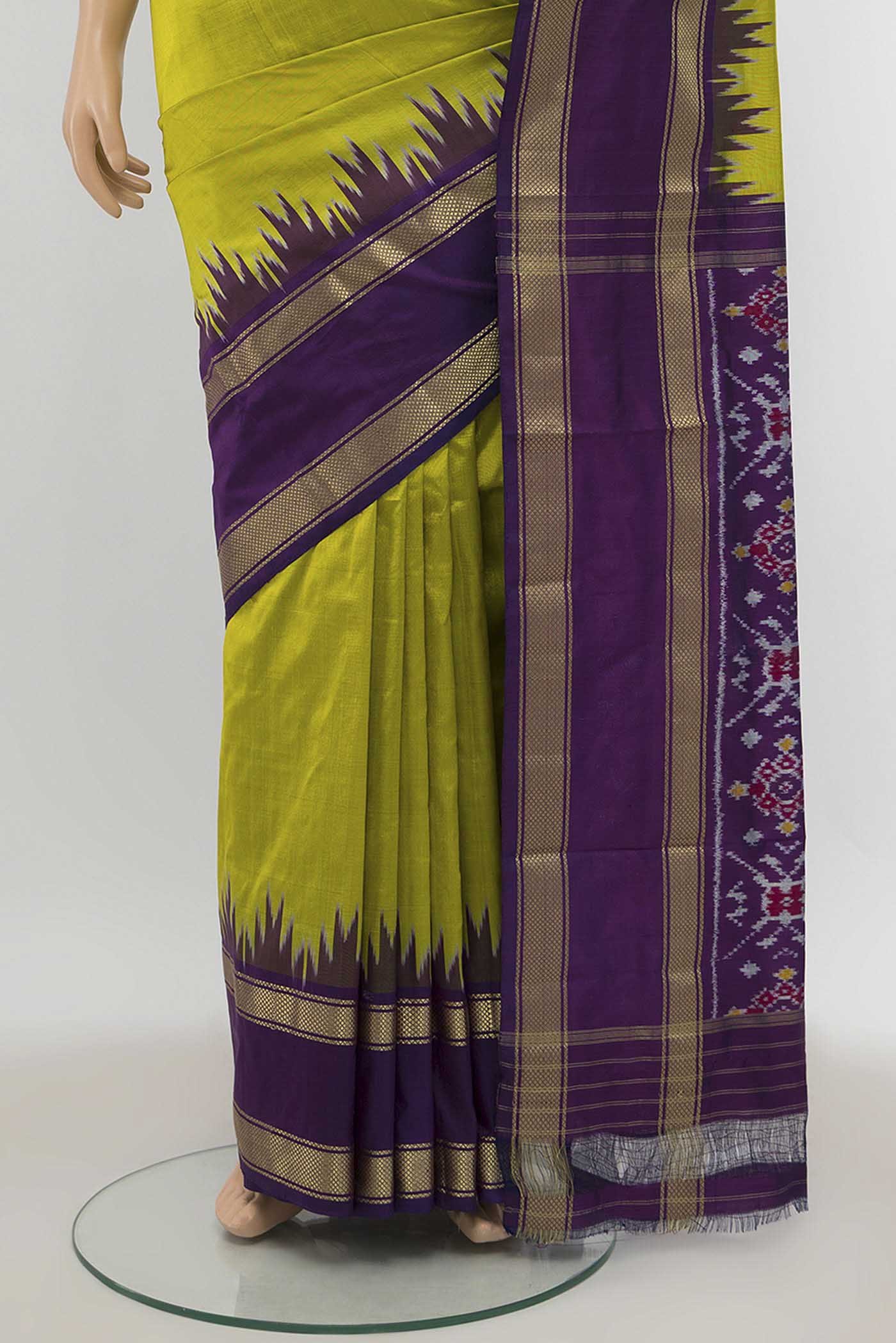 pleats pallu