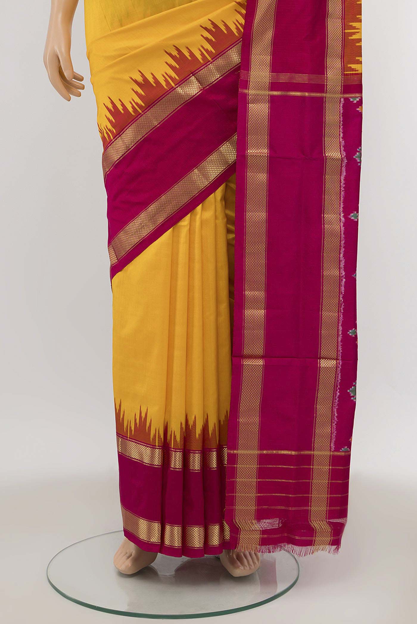 pleats pallu