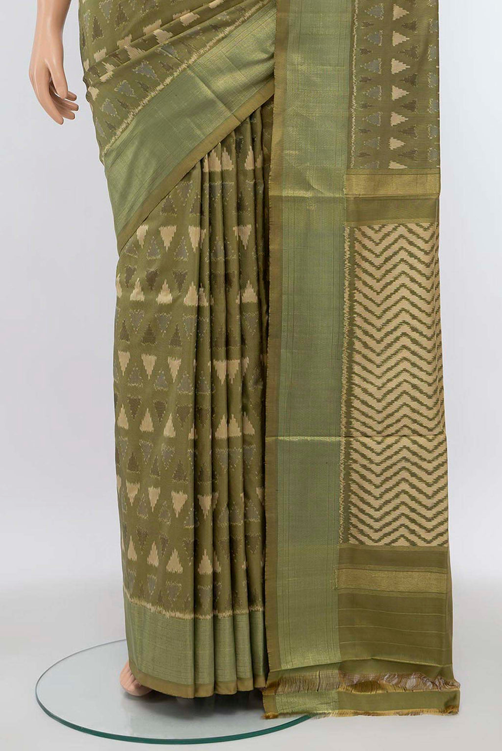 pleats pallu