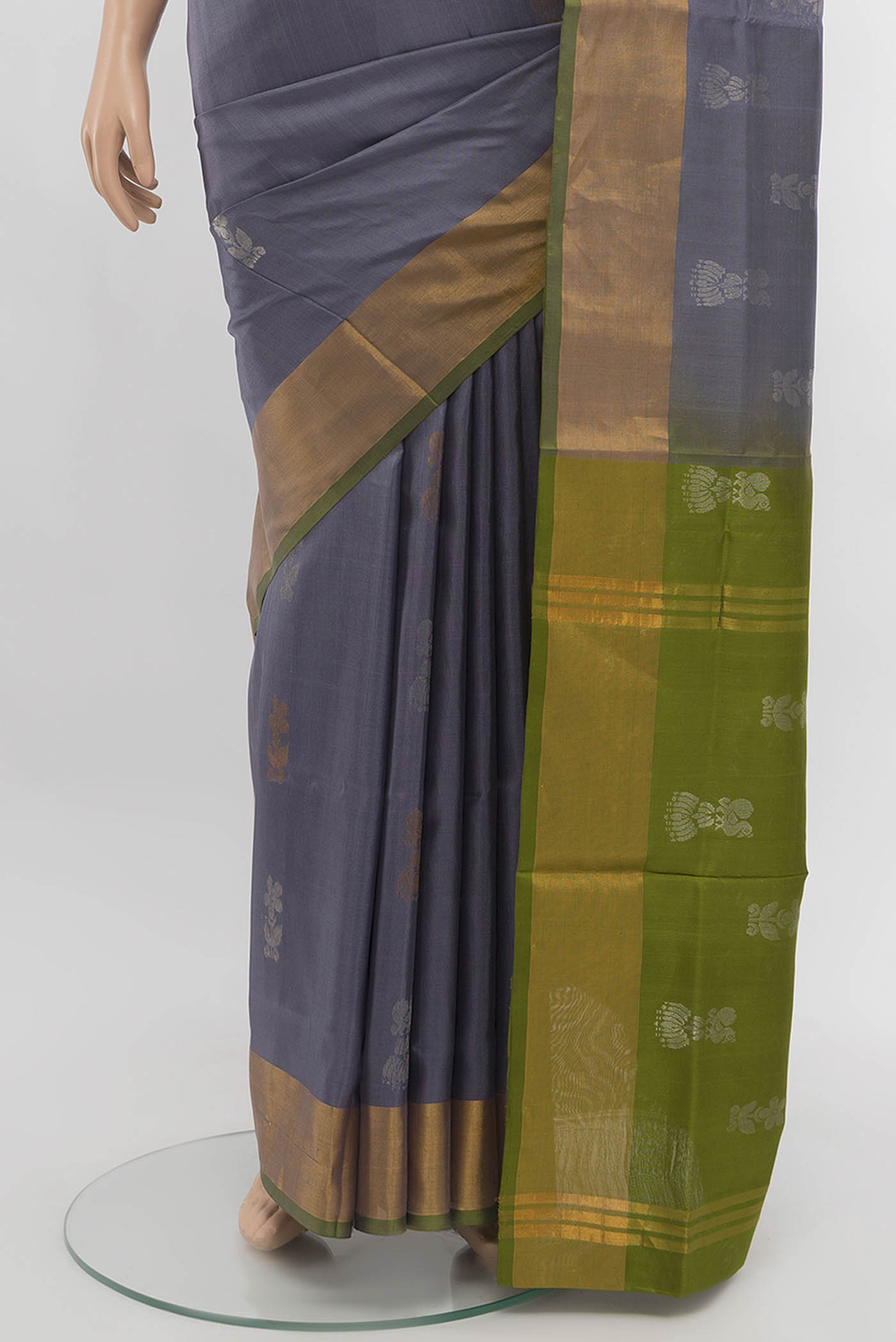 pleats pallu