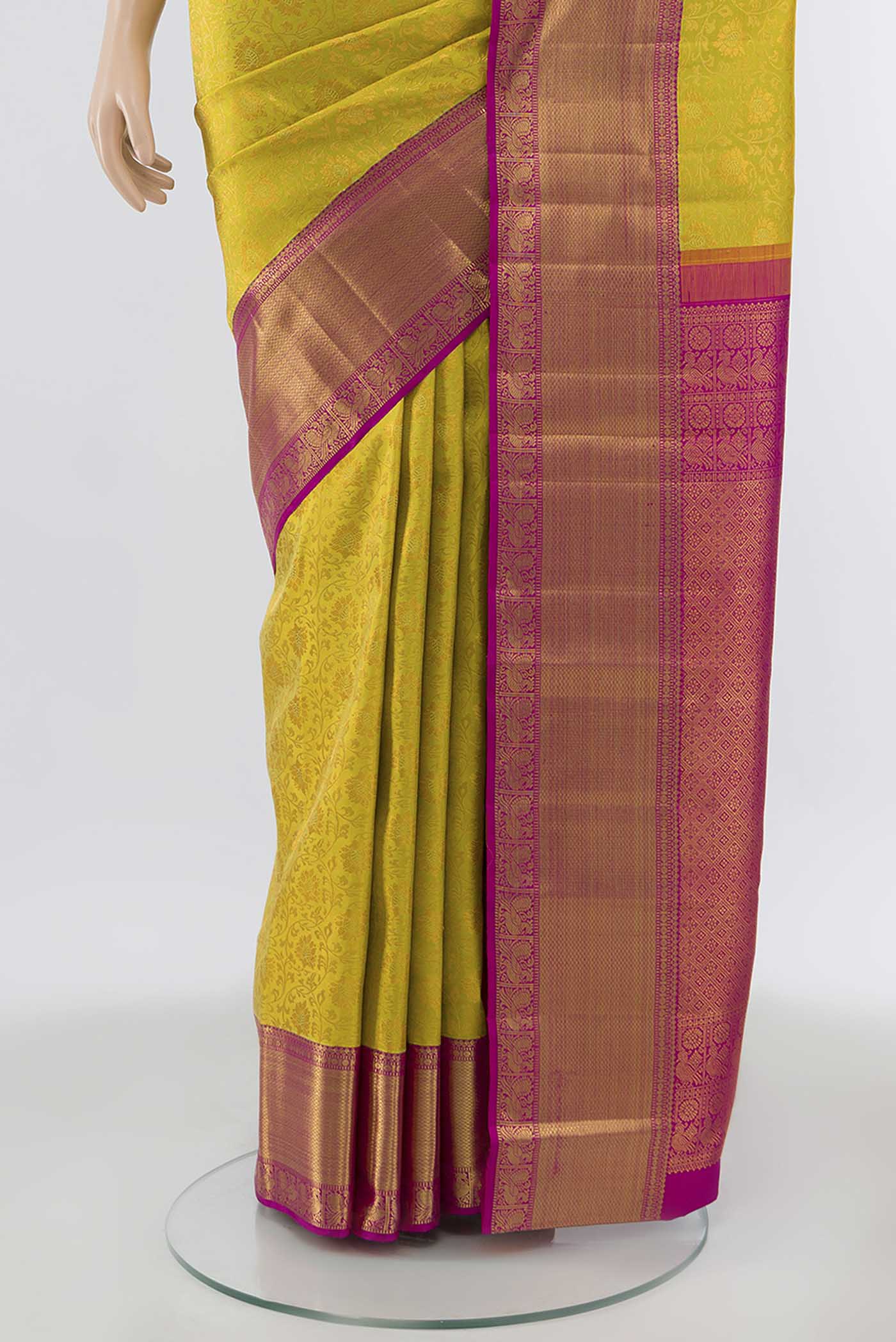 pleats pallu