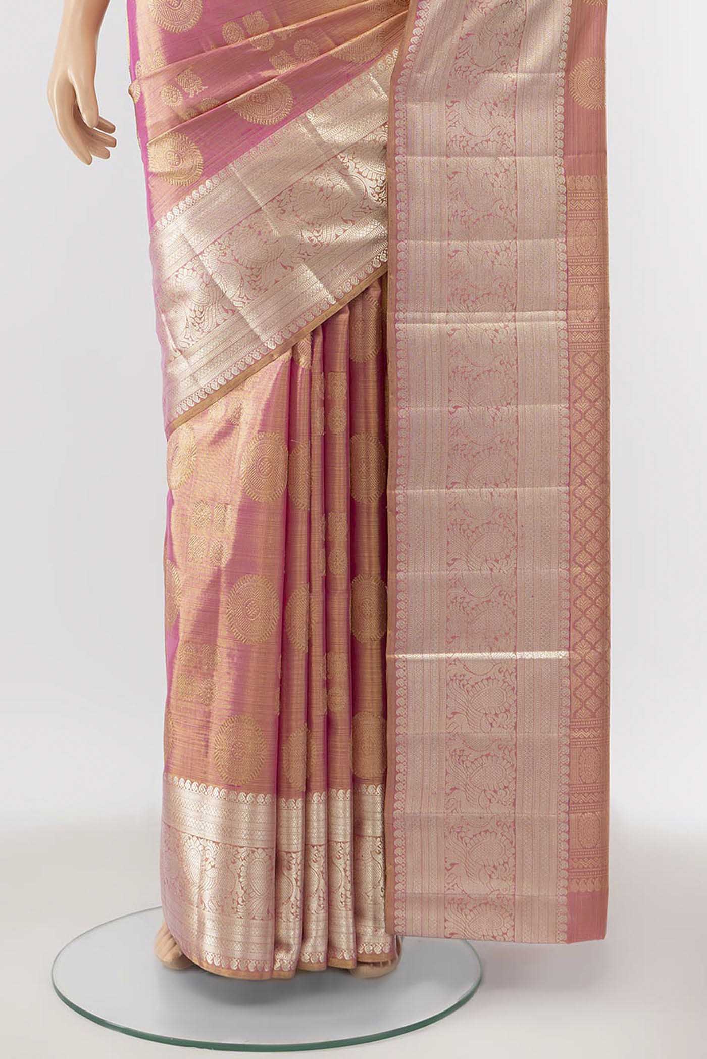 pleats pallu