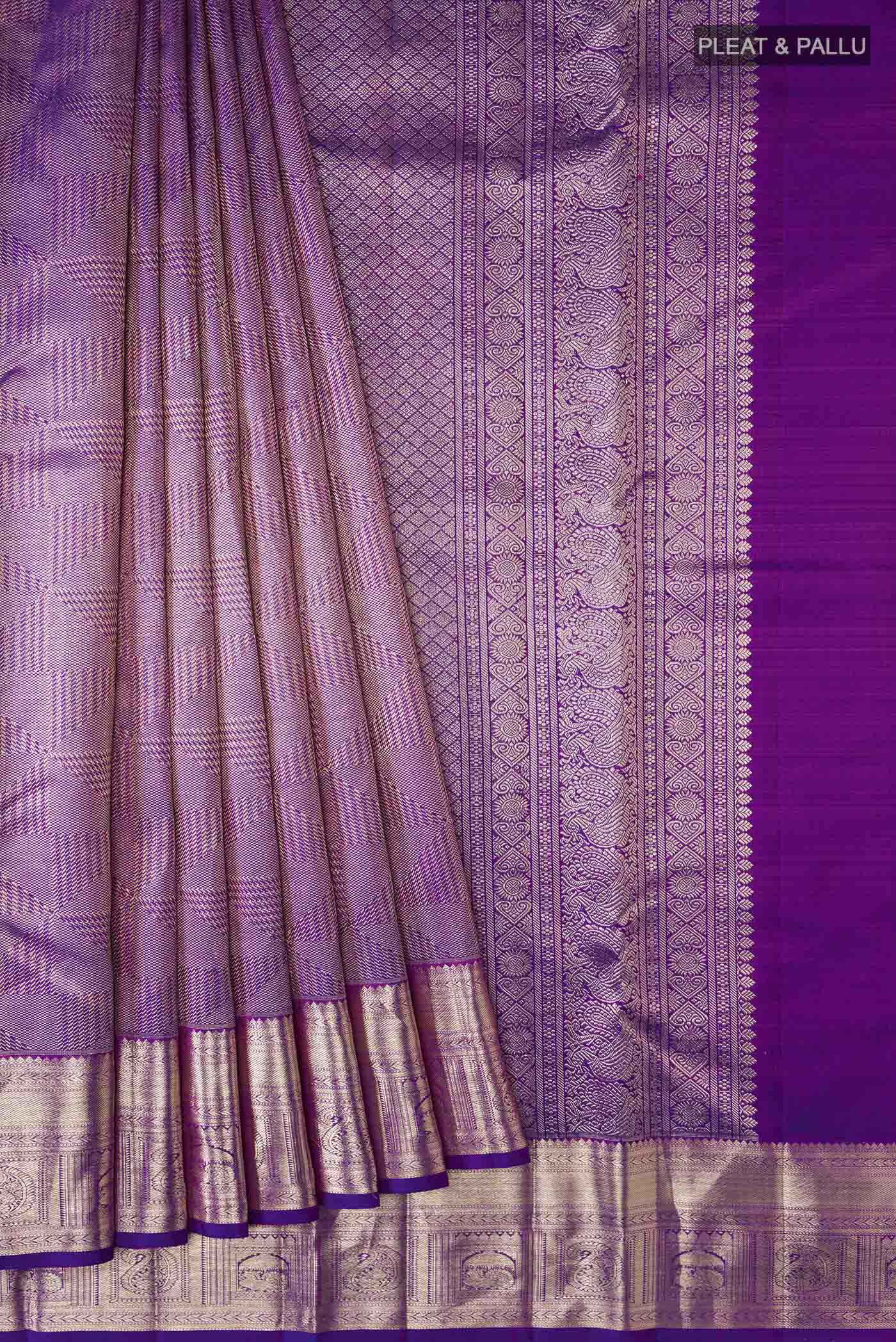 pleats pallu