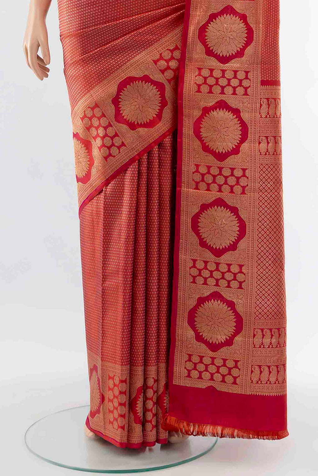 pleats pallu