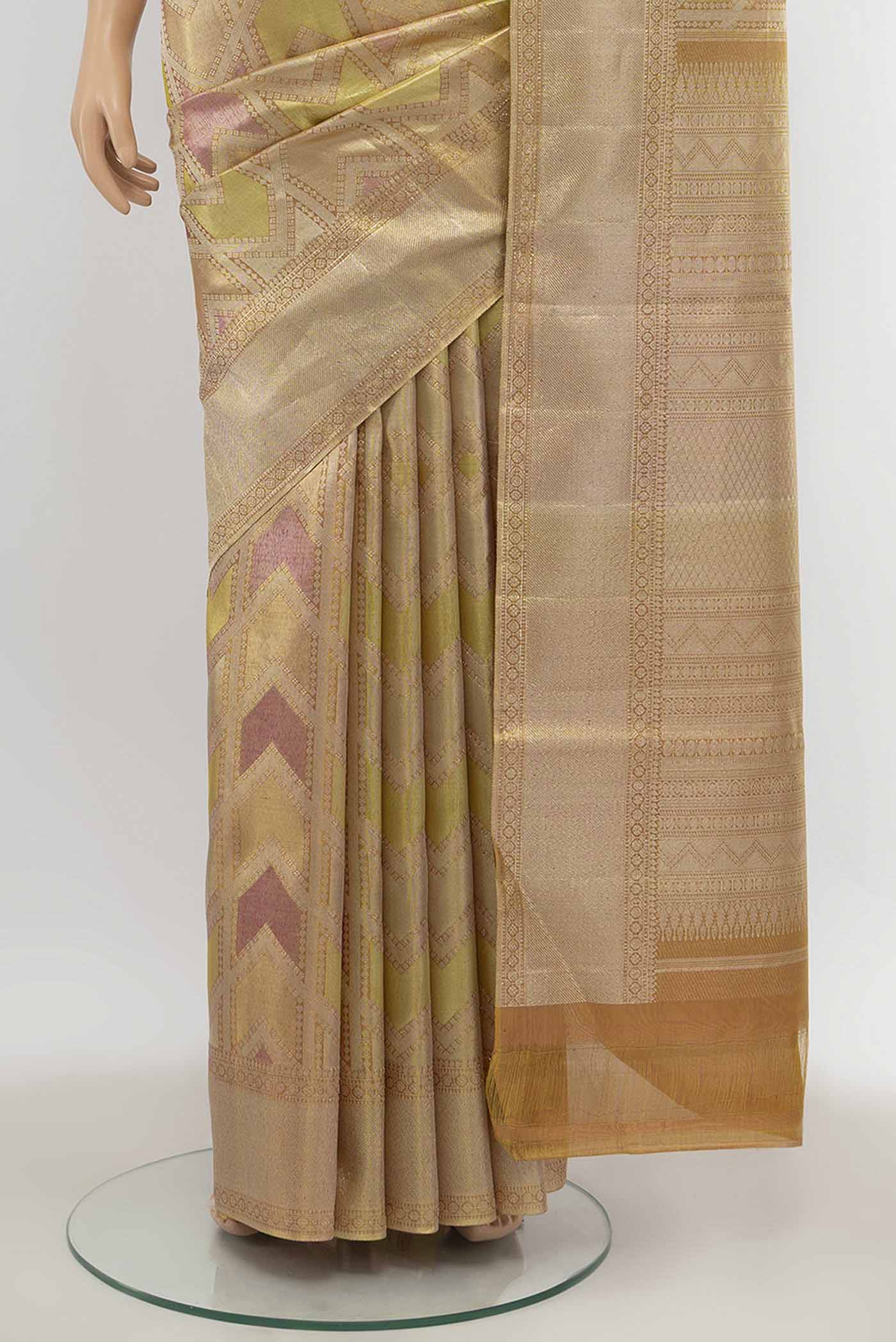 pleats pallu