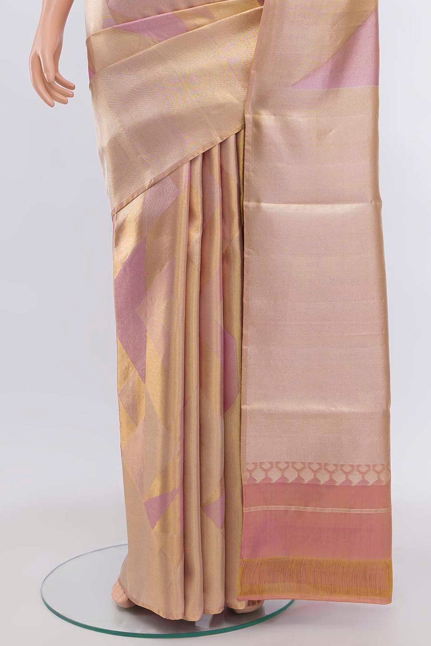 pleats pallu