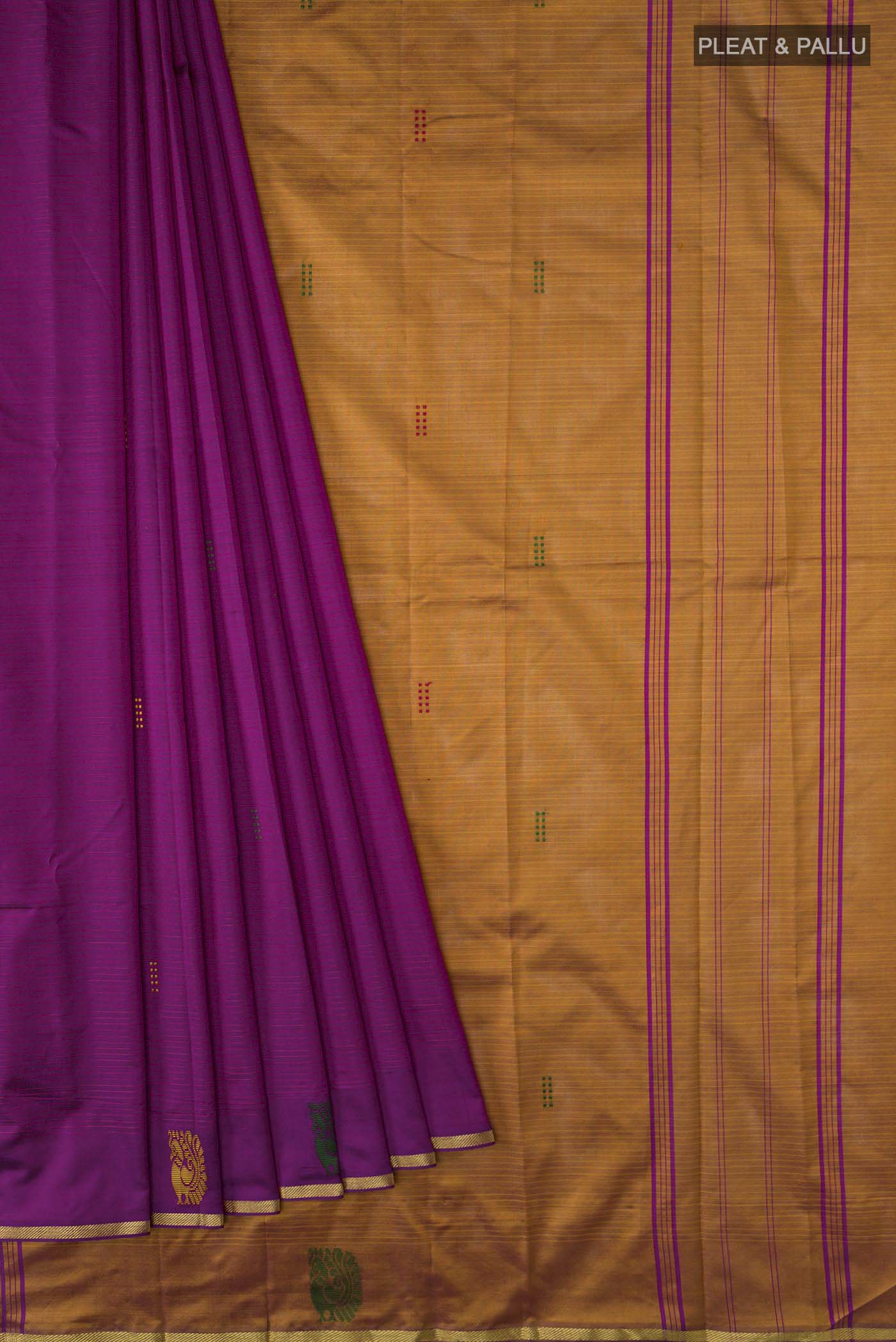 pleats pallu