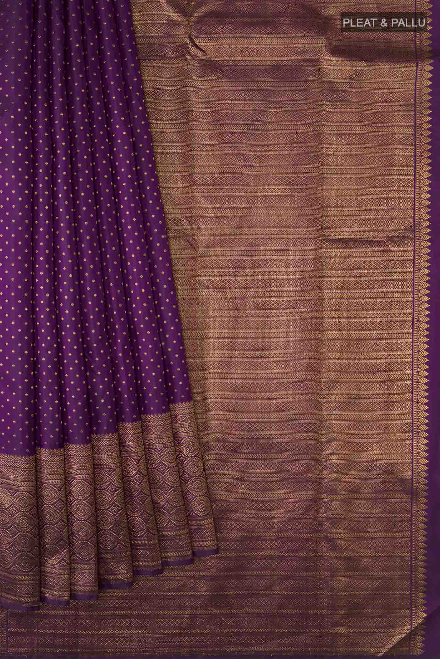 pleats pallu