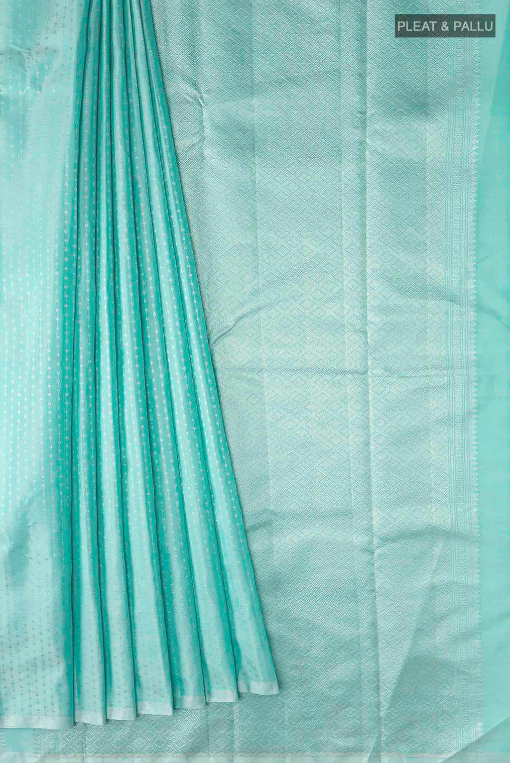 pleats pallu