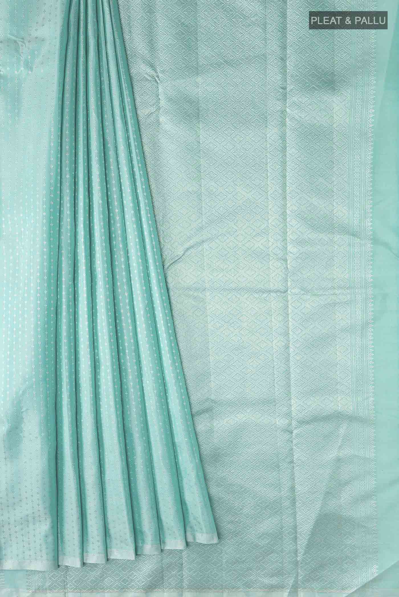 pleats pallu