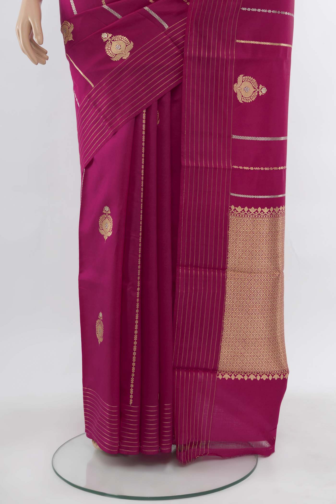 Pleats and pallu of Dark Pink Banarasi Katan Silk Saree with Zari Butta on the body and Silk Border. 
