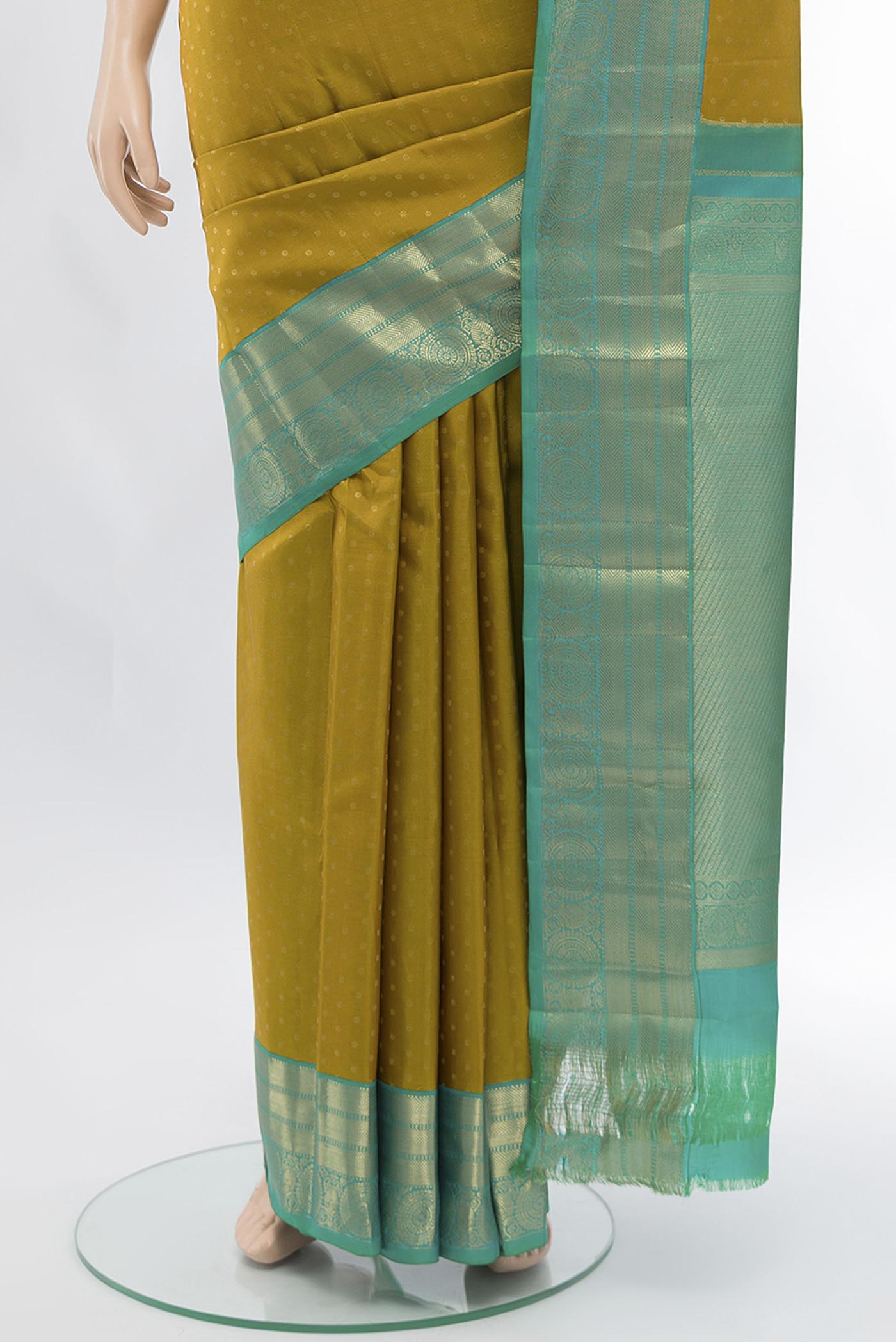 pleats pallu