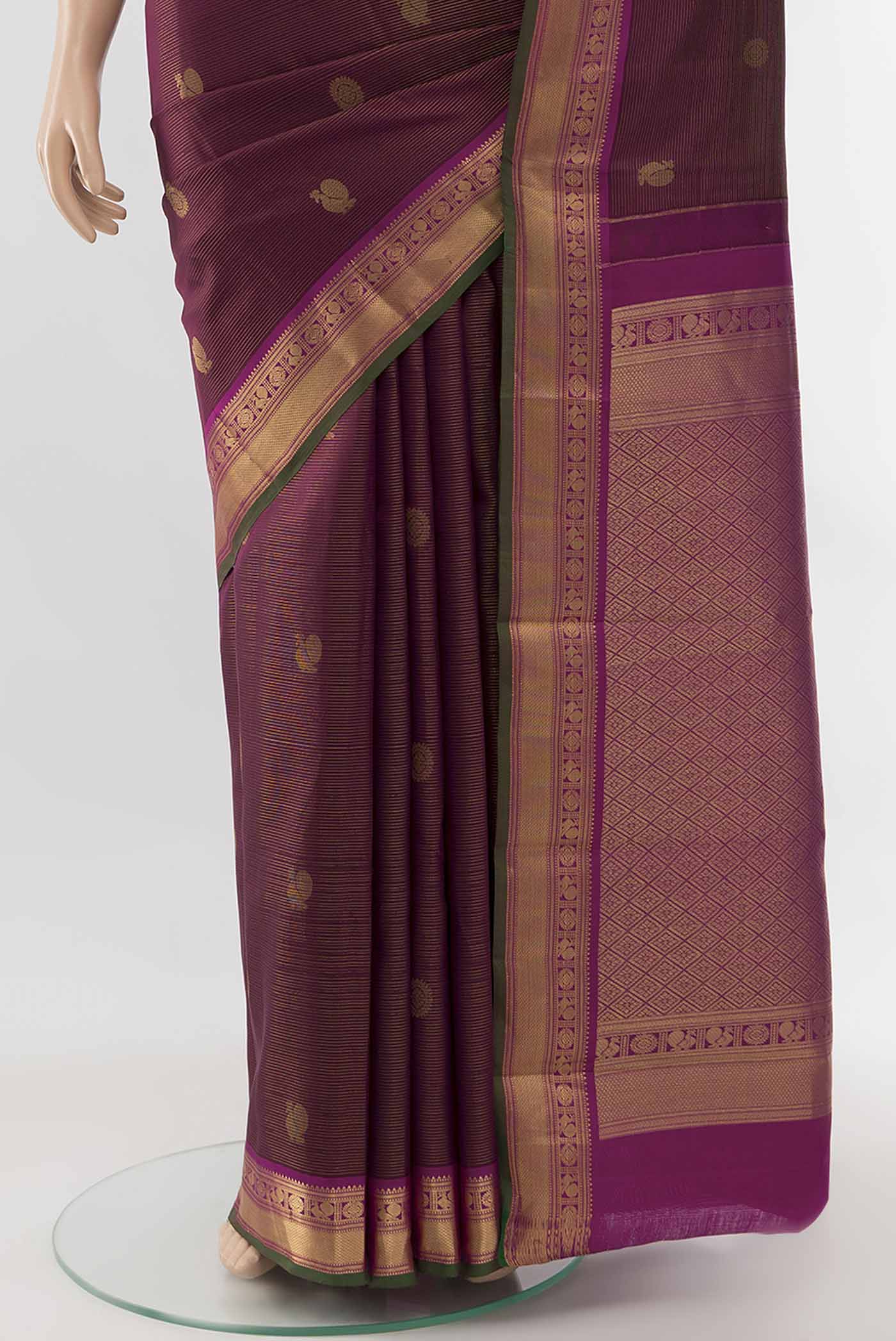 pleats pallu