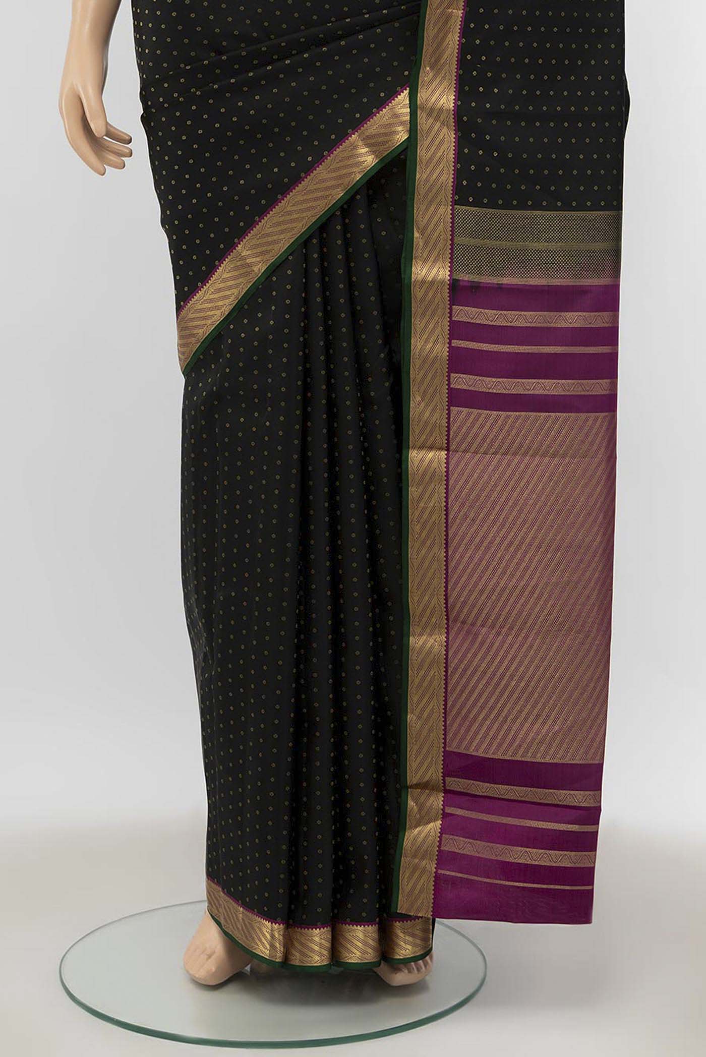 pleats pallu
