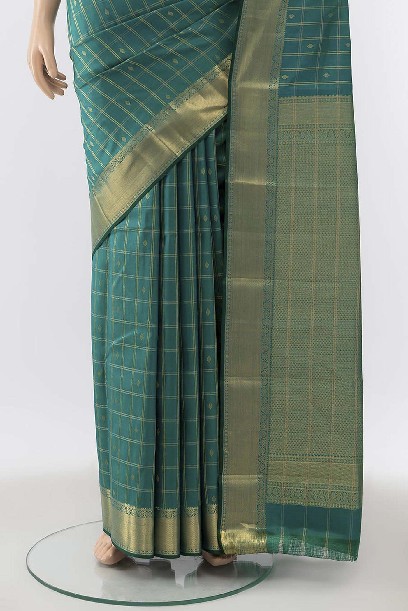 pleats pallu