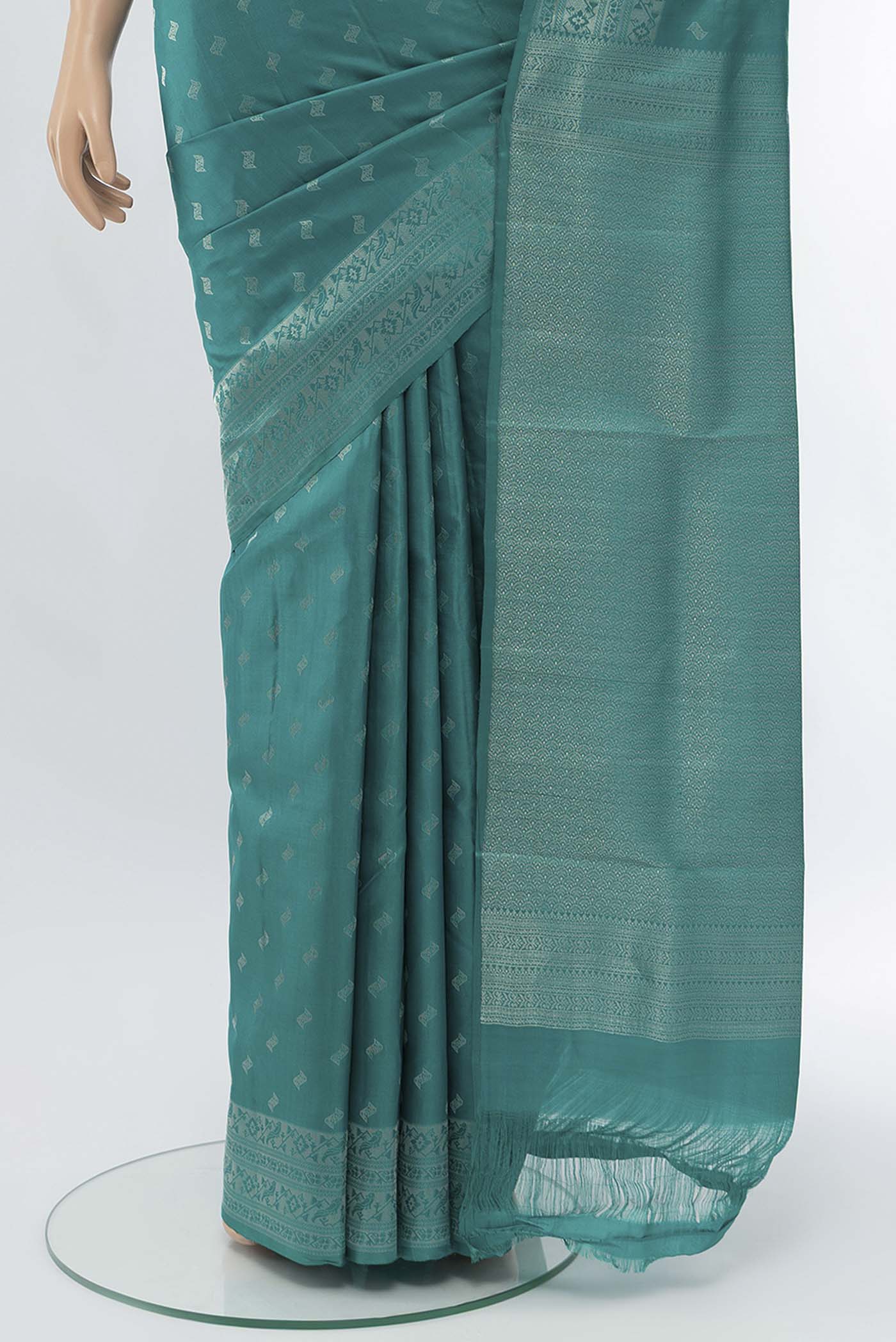 pleats pallu